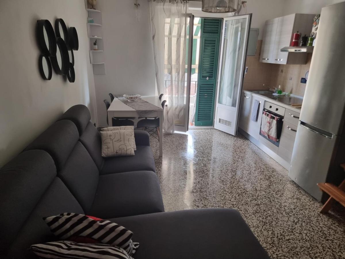 Al Mare Da Gaia Lägenhet Savona Exteriör bild